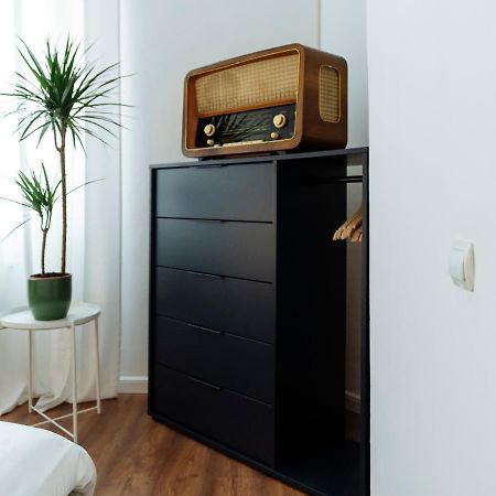 Lovely Vintage Double Studio In City Center Бухарест Екстер'єр фото