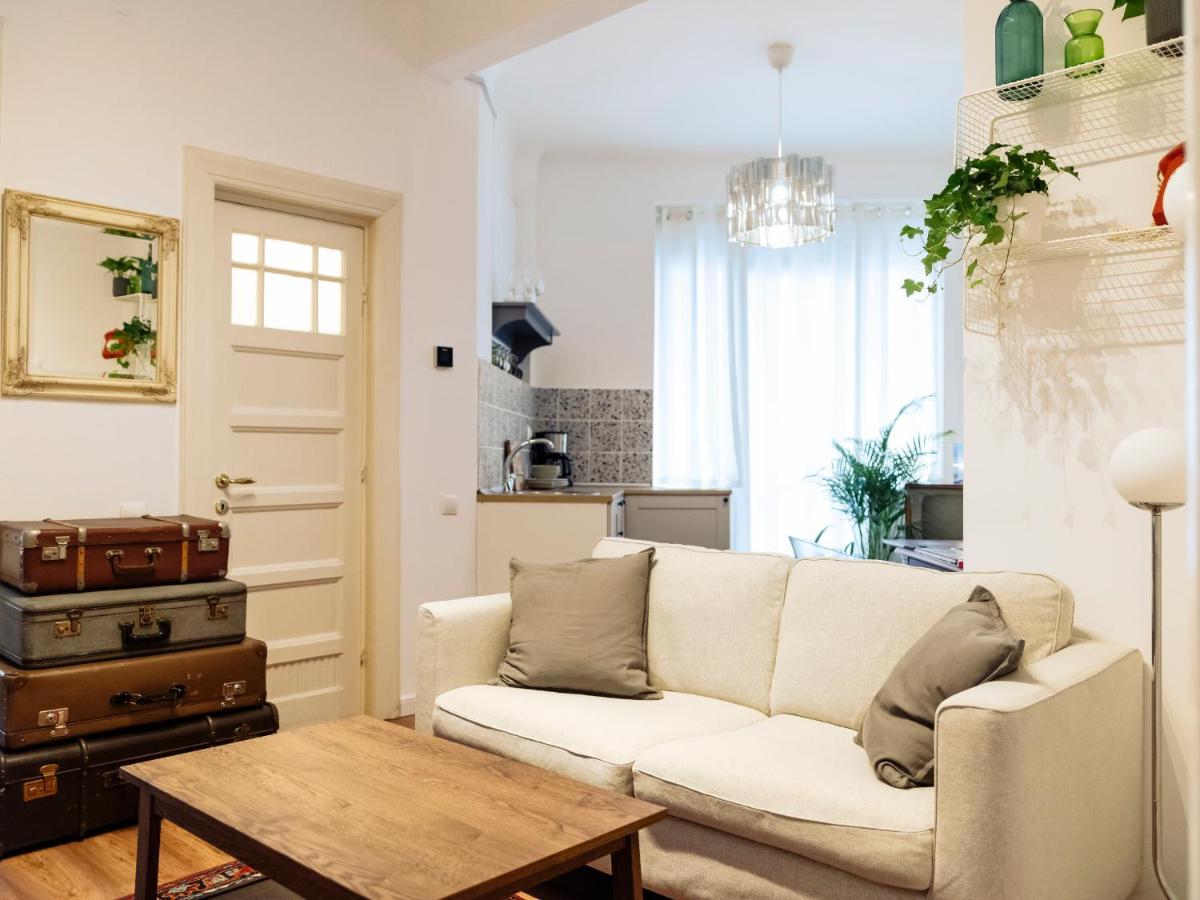 Lovely Vintage Double Studio In City Center Бухарест Екстер'єр фото
