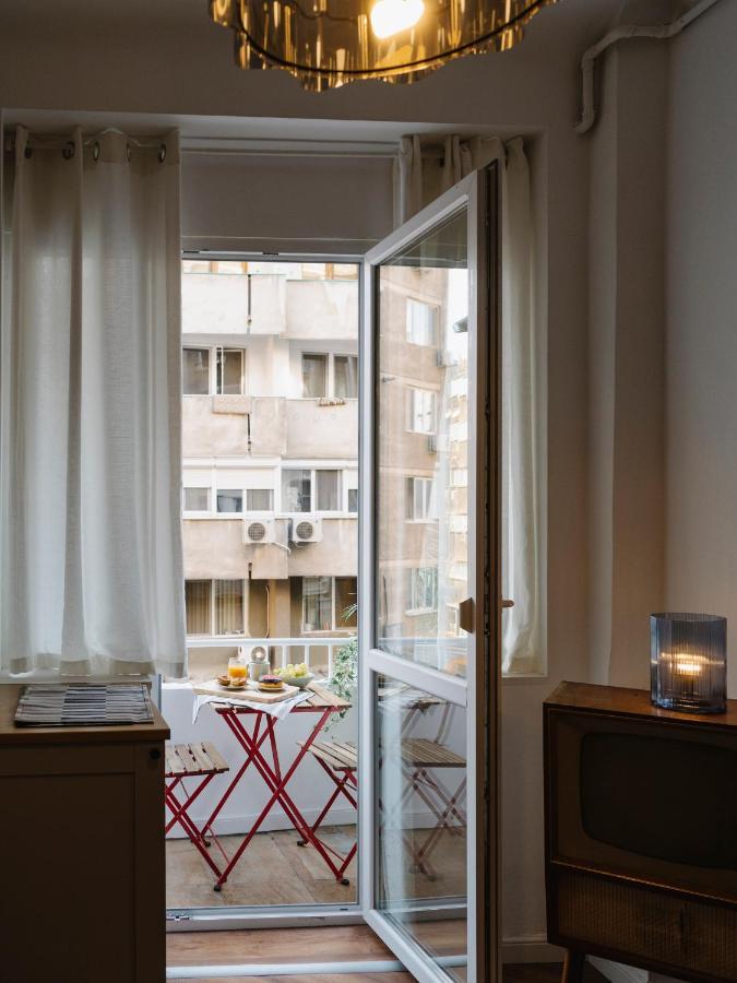 Lovely Vintage Double Studio In City Center Бухарест Екстер'єр фото