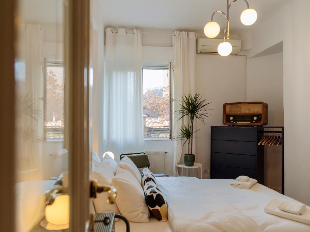 Lovely Vintage Double Studio In City Center Бухарест Екстер'єр фото