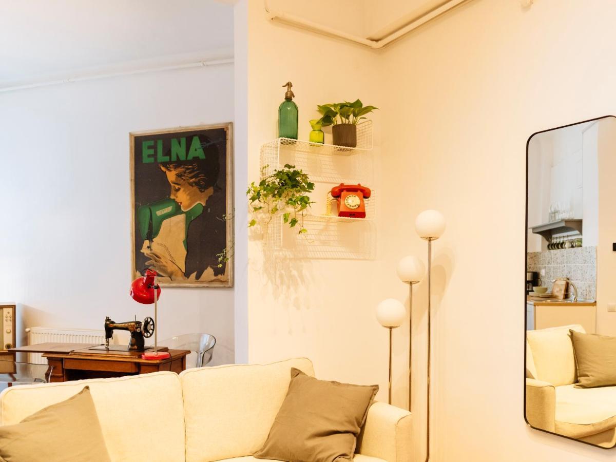 Lovely Vintage Double Studio In City Center Бухарест Екстер'єр фото