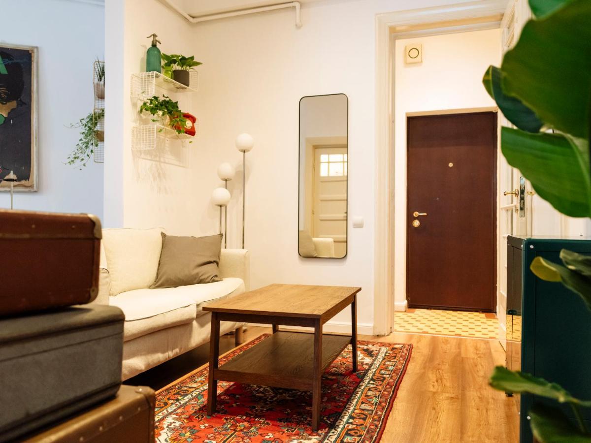 Lovely Vintage Double Studio In City Center Бухарест Екстер'єр фото