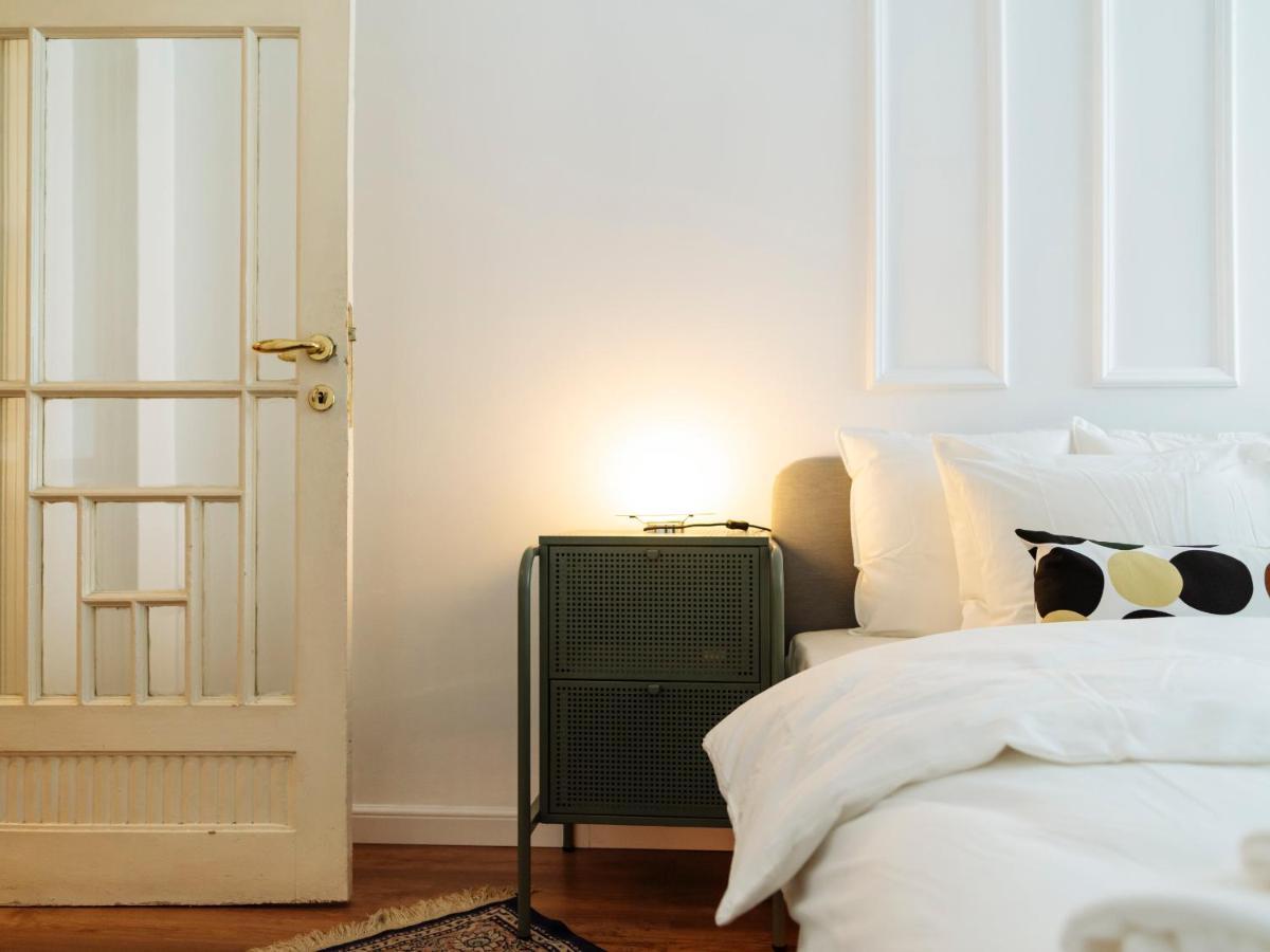 Lovely Vintage Double Studio In City Center Бухарест Екстер'єр фото