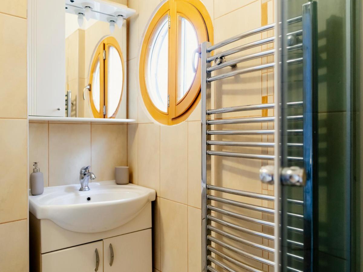 Lovely Vintage Double Studio In City Center Бухарест Екстер'єр фото